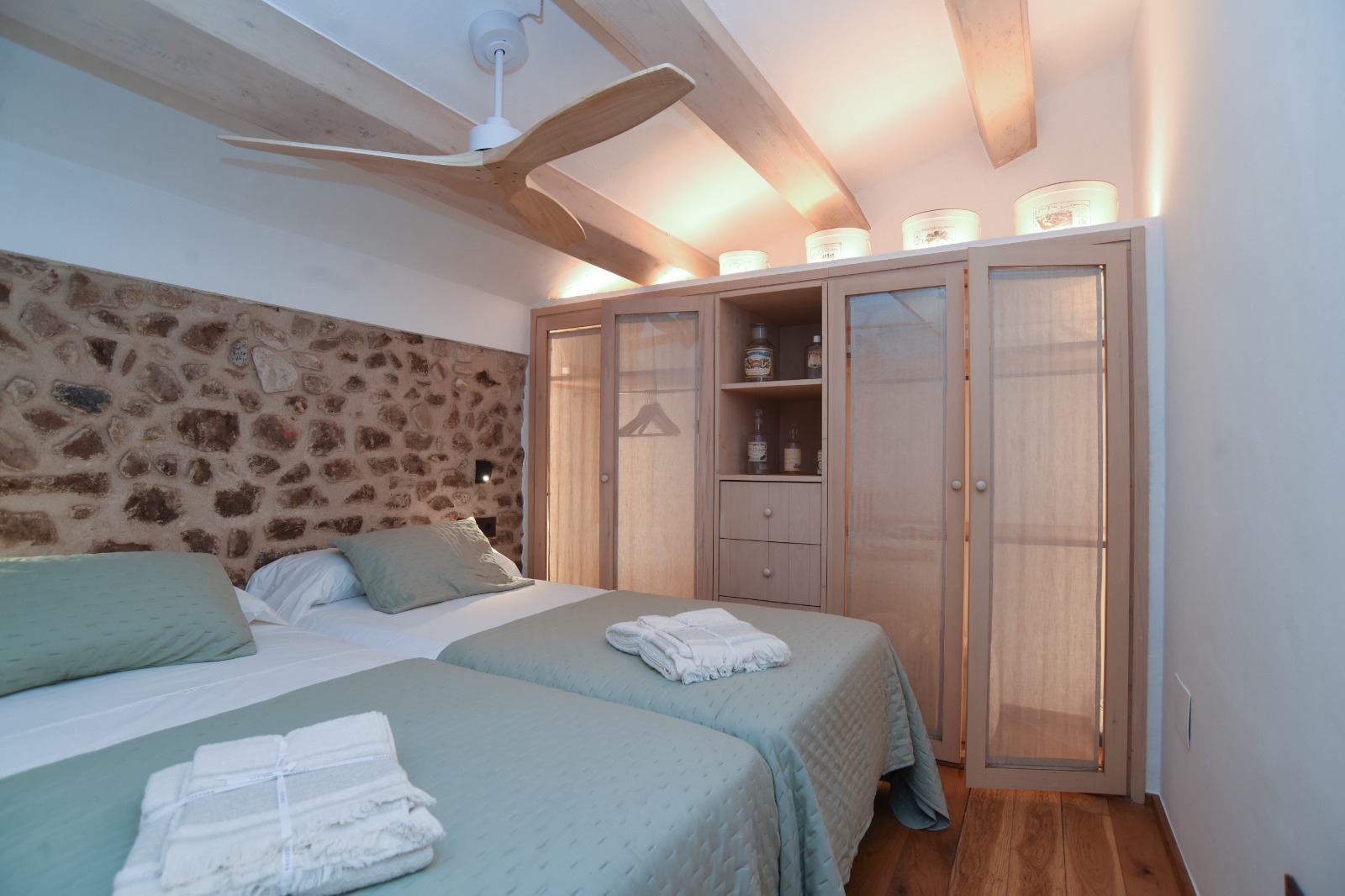 Habitación con dos camas individuales